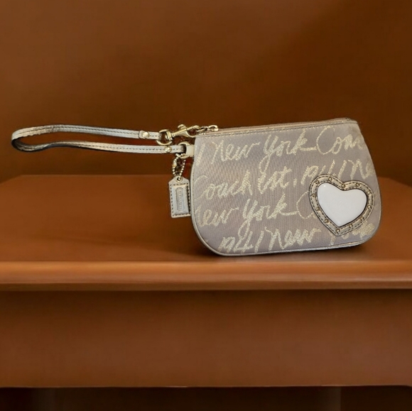 Coach New York Graffiti Script Logo Tan Gold Sparkly puffy Heart Wristlet - Picture 3 of 8